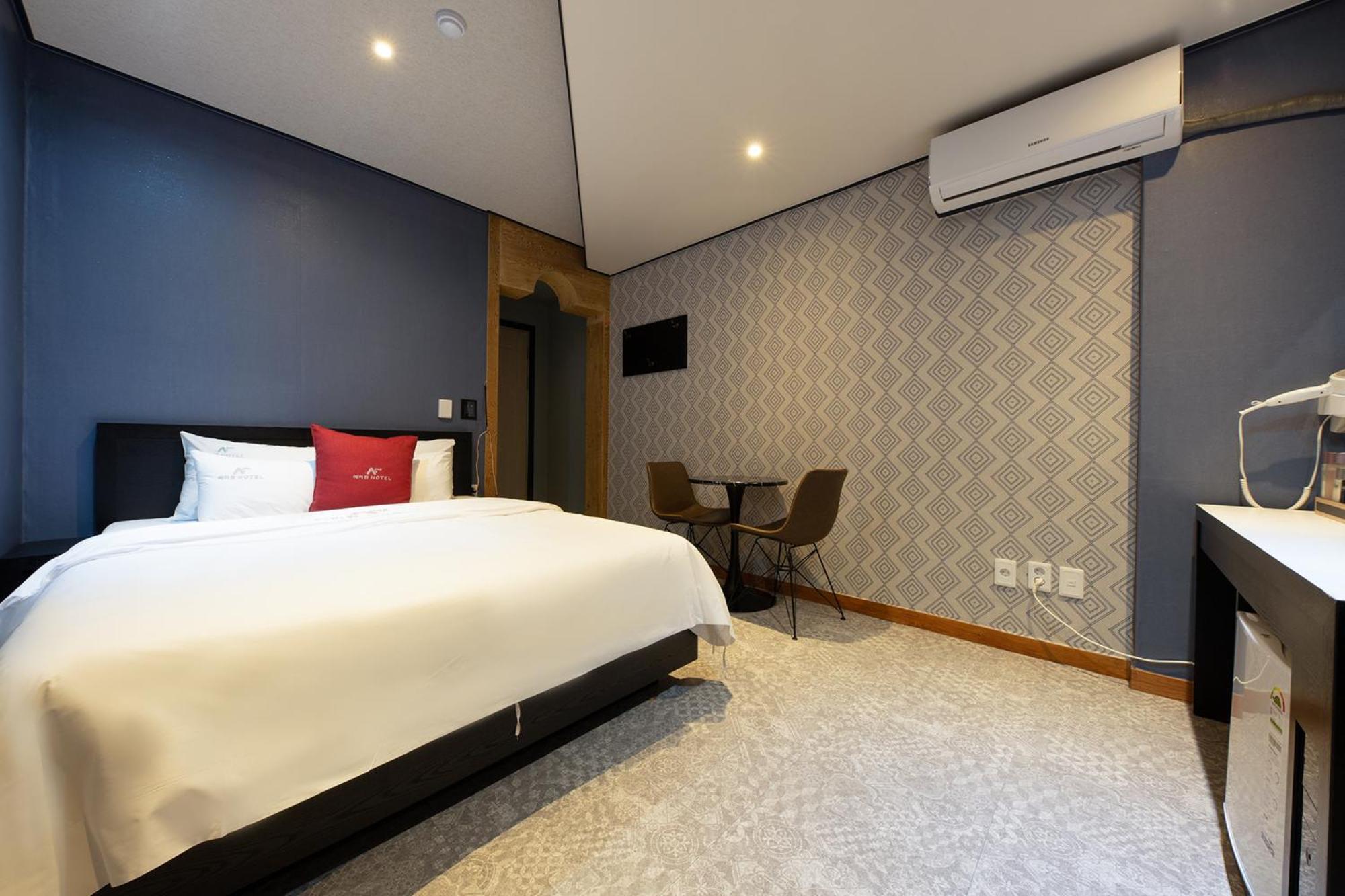 Cheonan A One Hotel Værelse billede